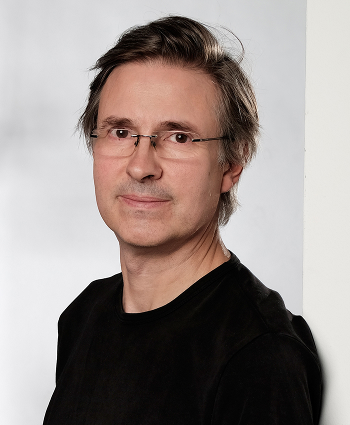 Simon Redfern